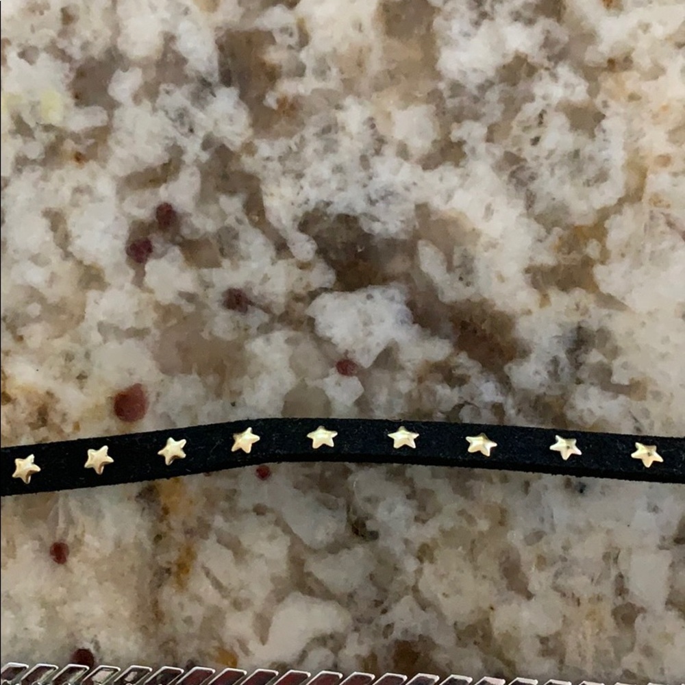 Chokers - Picture 2 of 4
